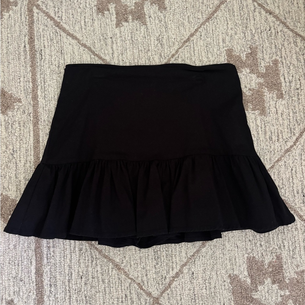 American Threads Black Ruffled Mini Skort